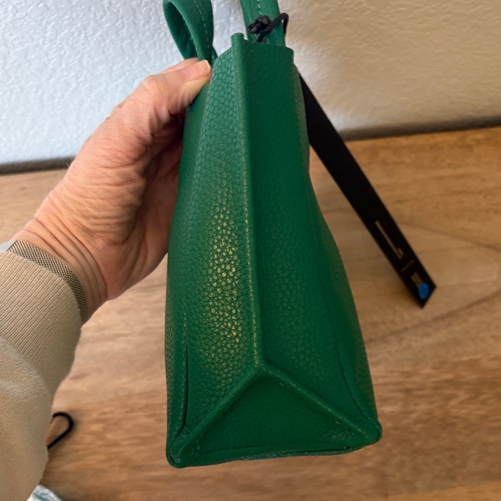 Ampersand as Apostrophe Emerald Green Micro Tote - Picture 7 of 14